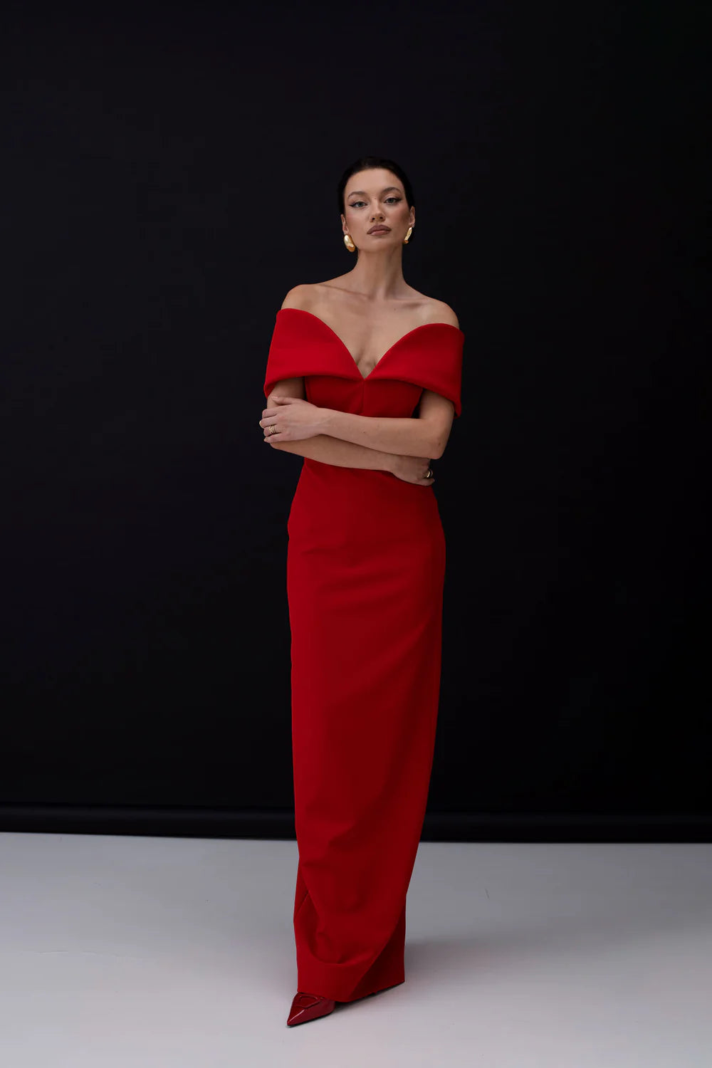 Red Muse by Moos Studio