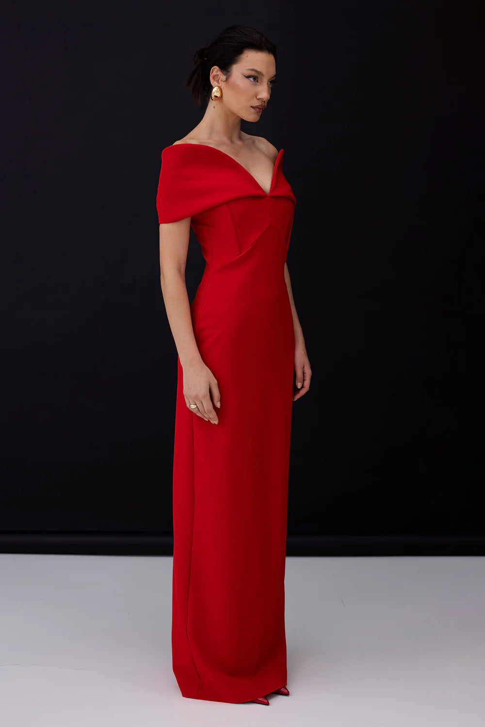 Red Muse by Moos Studio